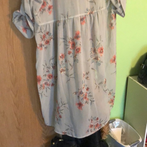 High low blouse - Picture 8 of 8